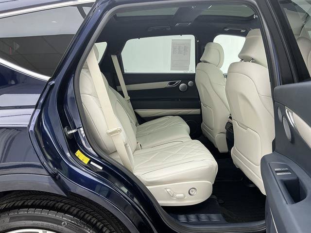 Used 2025 Capri Blue Genesis 3.5T Prestige image 23