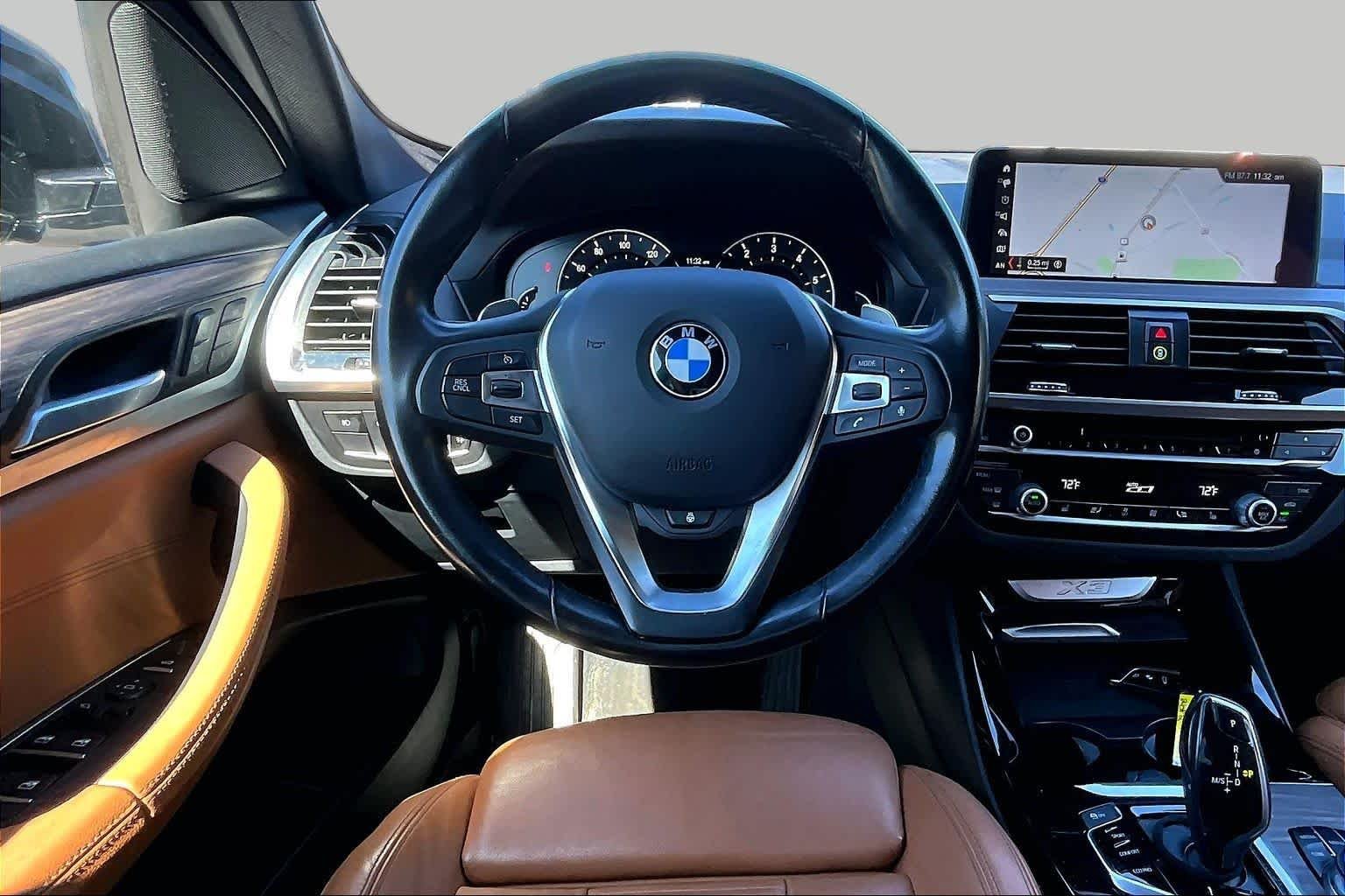 Used 2018 Phytonic Blue Metallic BMW xDrive30i image 6