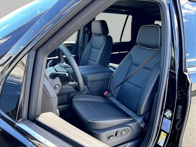 New 2026 Black Chevrolet Premier image 10