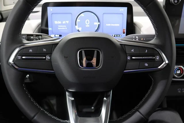New 2026 Mercury Silver Metallic Honda Touring image 21