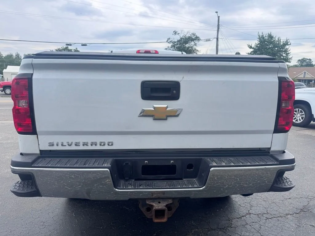 Used 2018 SUMMIT WHITE Chevrolet Work Truck image 6