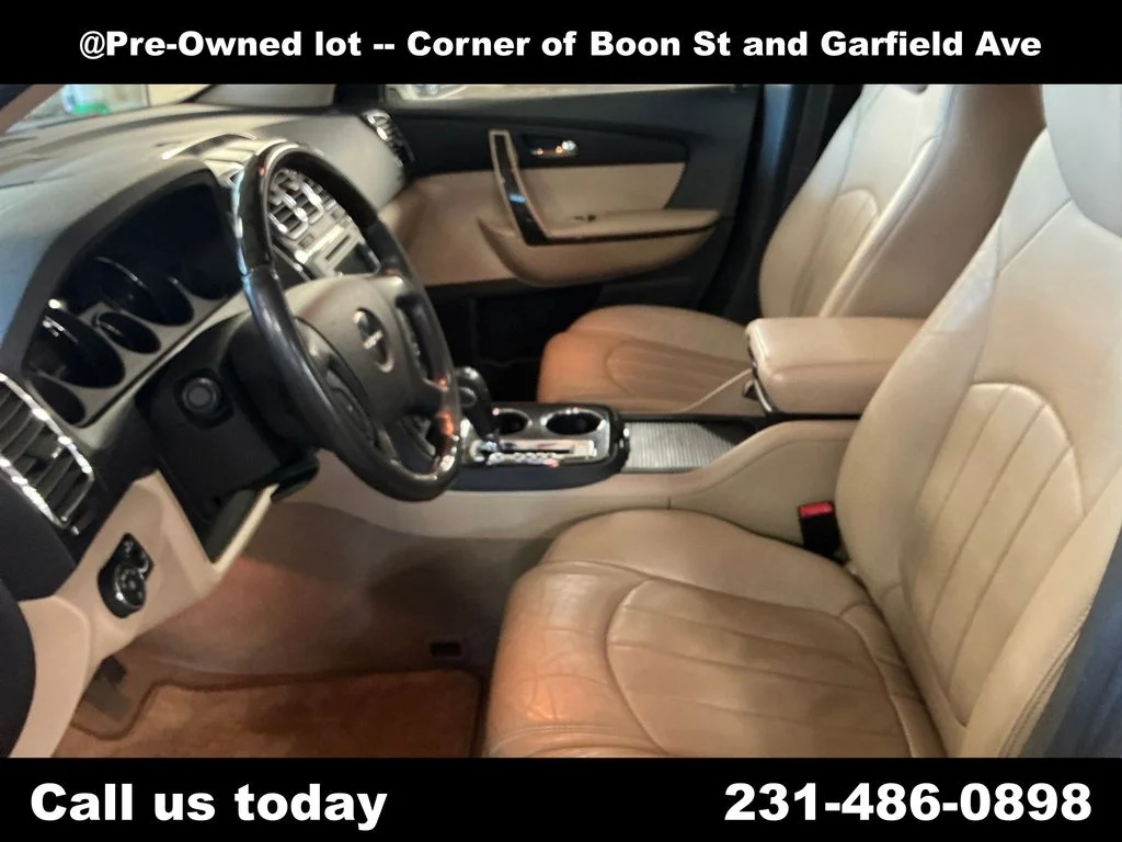Used 2011  GMC Denali image 13