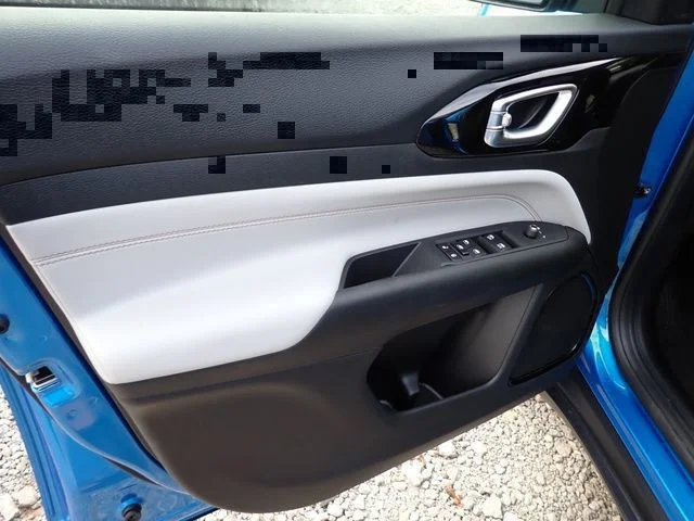 2026 Jeep Compass Limited - Photo 16