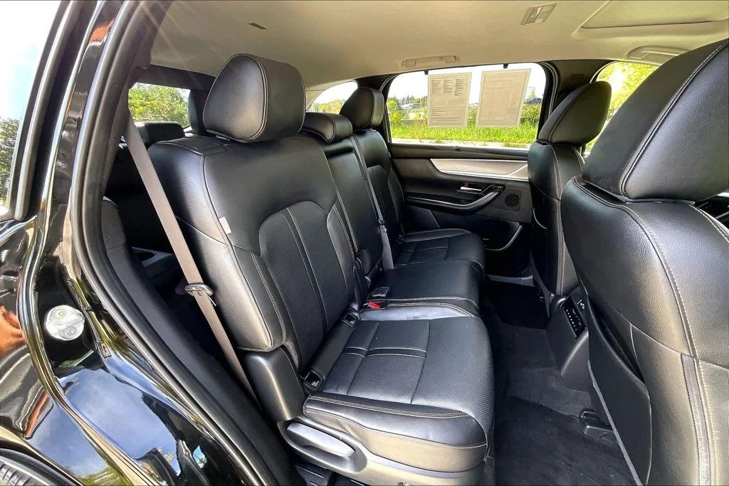 Used 2025 Black Mazda 3.3 Turbo Preferred image 27