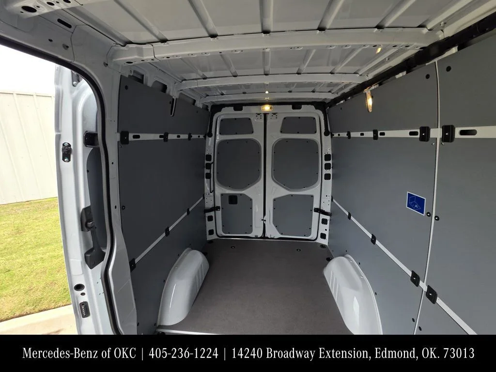 New 2026 Arctic White Mercedes-Benz Cargo 144 WB image 20