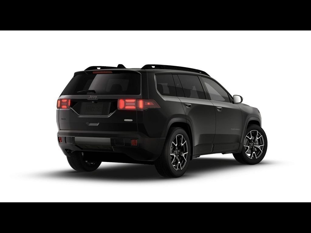 New 2026 Diamond Black Crystal Pearl-Coat Exterior Paint Jeep Overland image 2