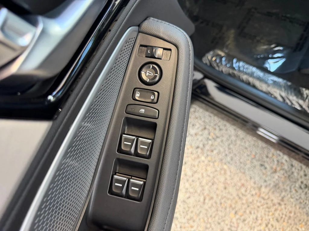 New 2026 Majestic Black Pearl Acura SH-AWD image 13