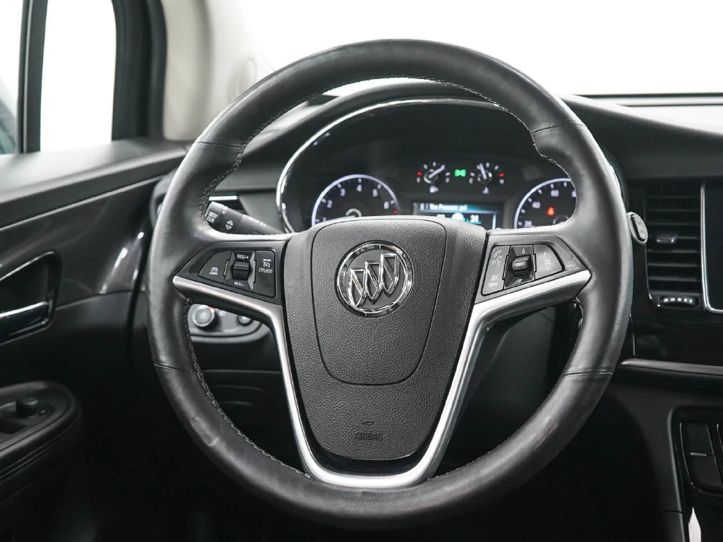 Used 2018 Graphite Gray Metallic Buick 4D SPORT UTILITY ESSENCE 4WD (1SL) image 16