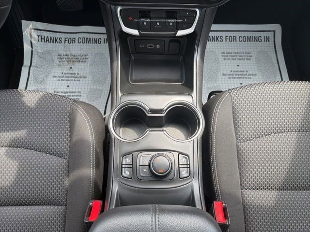 Used 2023 Summit White GMC SLE image 21