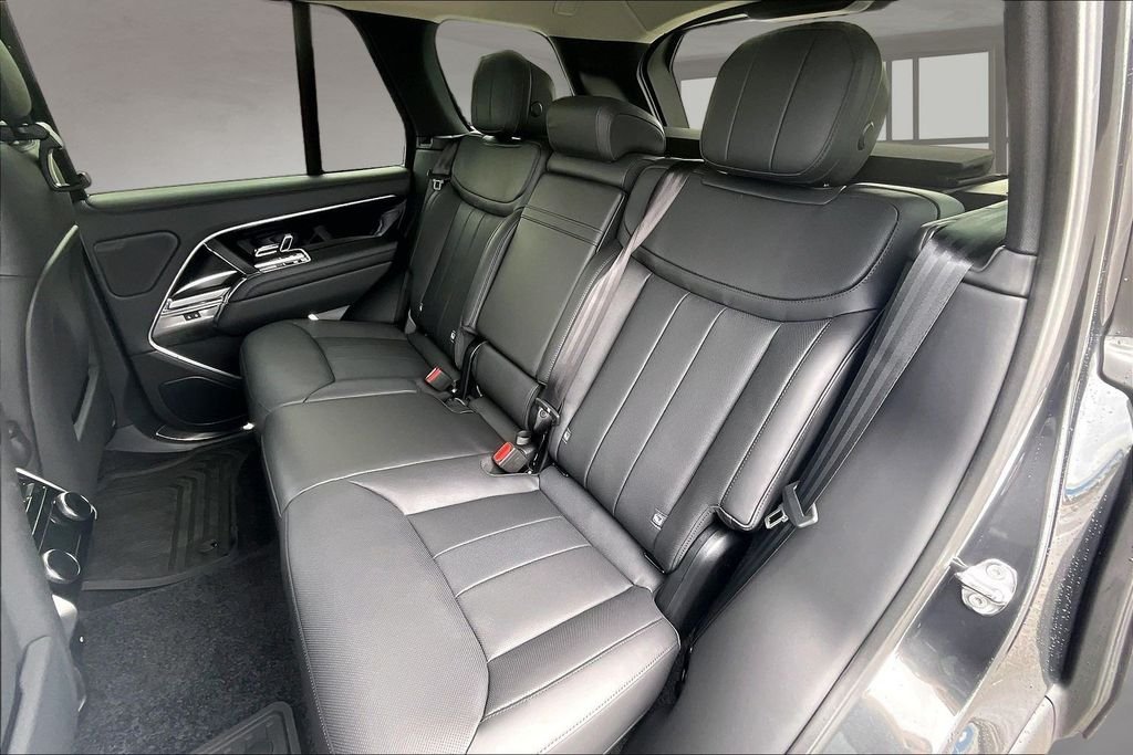 2026 Land Rover Range Rover SE - Photo 10