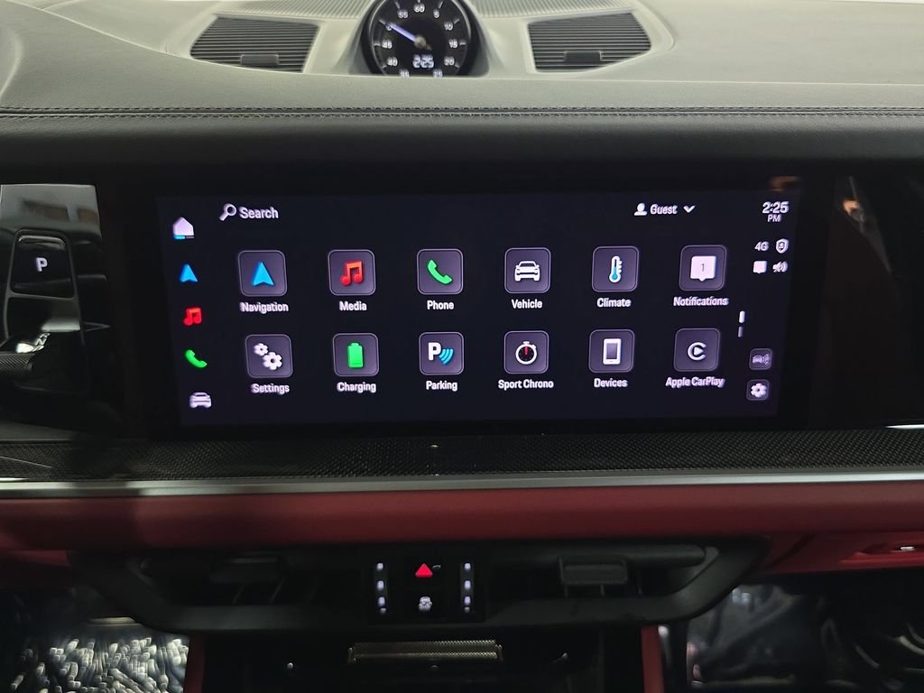 2025 Porsche Cayenne Turbo E-Hybrid - Photo 17