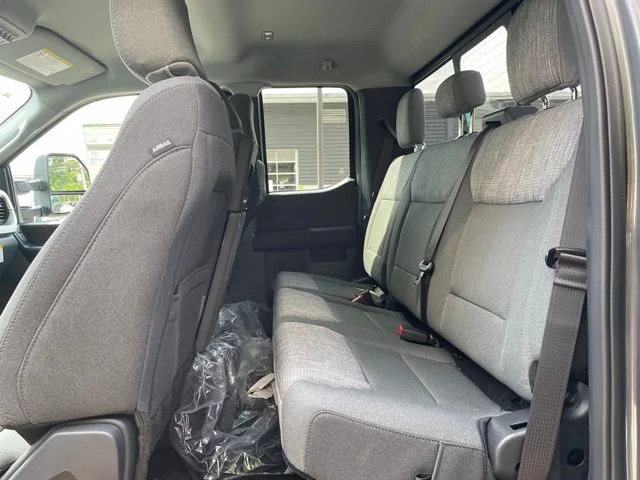 New 2026 CARBONIZED GRAY Ford XLT image 26