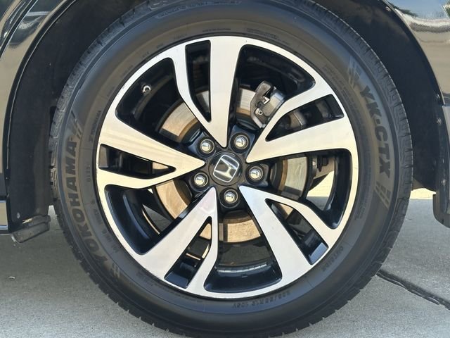 Used 2019 Black Honda Elite image 9