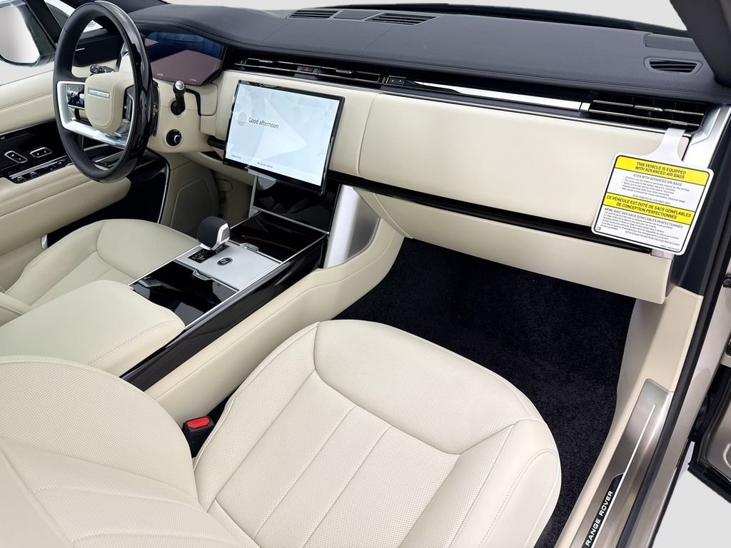 New 2026 Batumi Gold Land Rover SE image 17