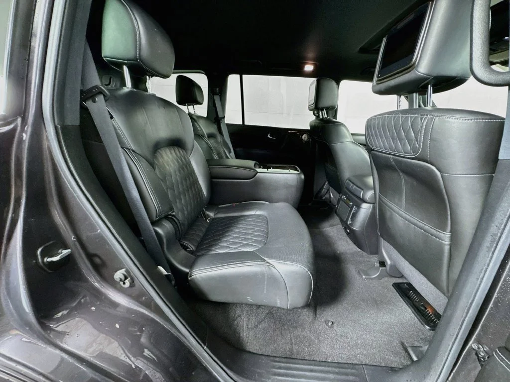 Used 2022 Black INFINITI LUXE image 37