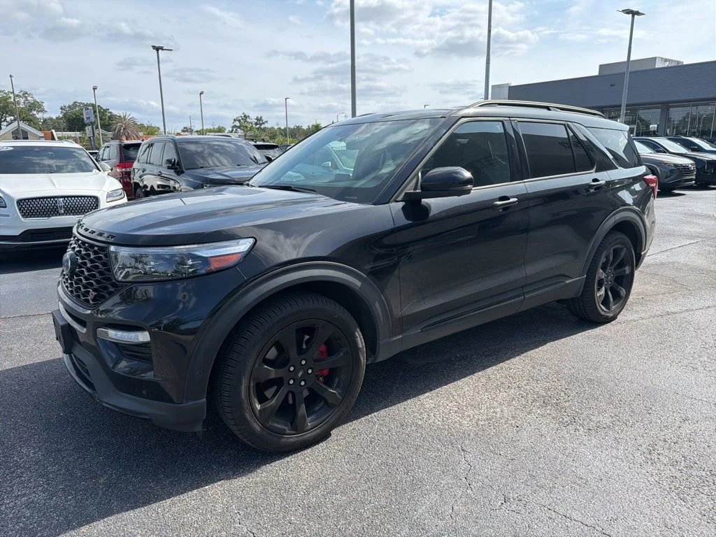 Used 2021 Black Ford ST image 4