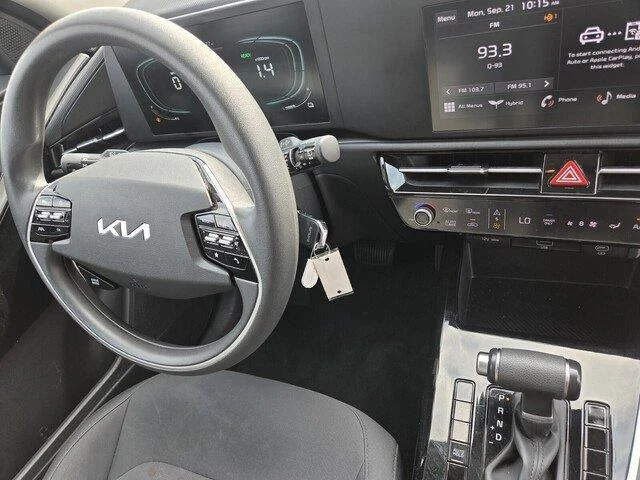 Used 2025 Interstellar Gray Kia LX image 34