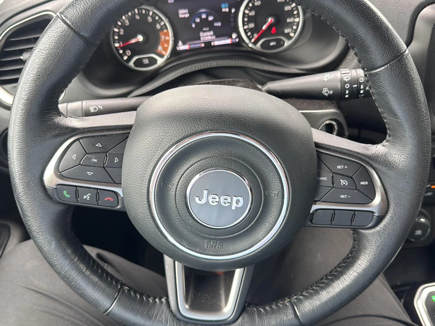 Used 2020 Colorado Red Clearcoat Jeep Limited image 12