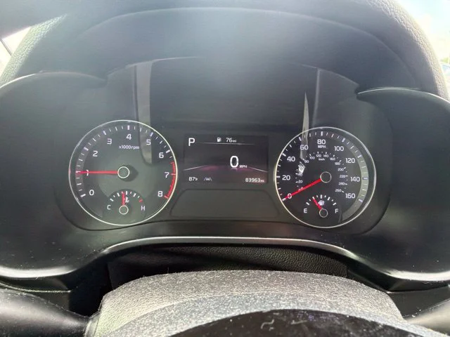 Used 2022 Gray Kia LXS image 13