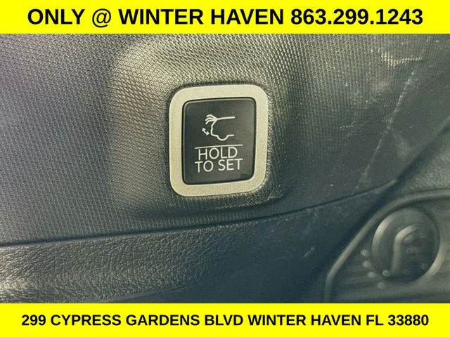 Used 2024  Jeep 4xe image 26