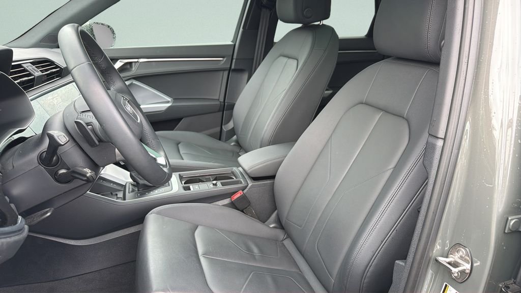 Used 2024 Gray Audi Premium Plus image 30