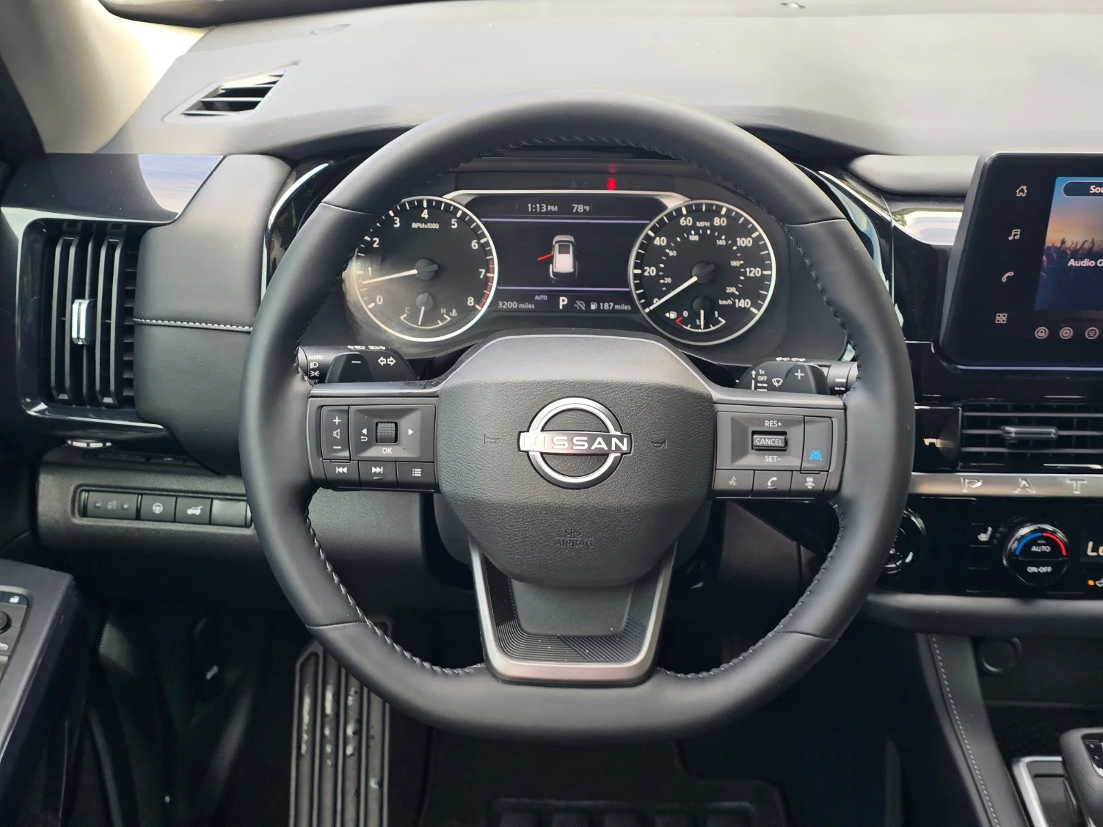 Certified Used 2026 Everest White Pearl Tricoat Nissan SV image 16
