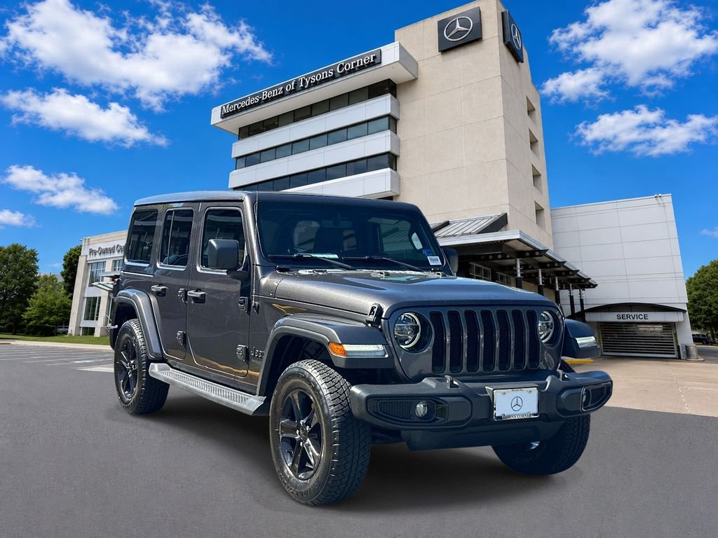 Used 2020 Crystal Metallic Jeep Unlimited Sahara Altitude image 3