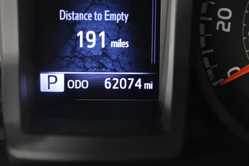 Used 2022 Silver Toyota SR image 25