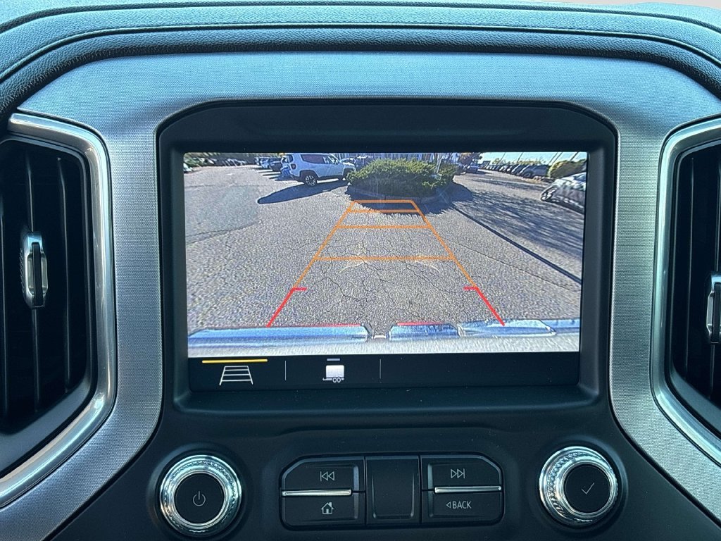 Used 2019 Silver GMC SLE image 26