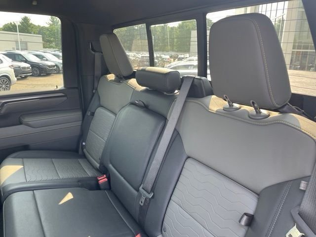 Used 2024 Black Chevrolet ZR2 image 17
