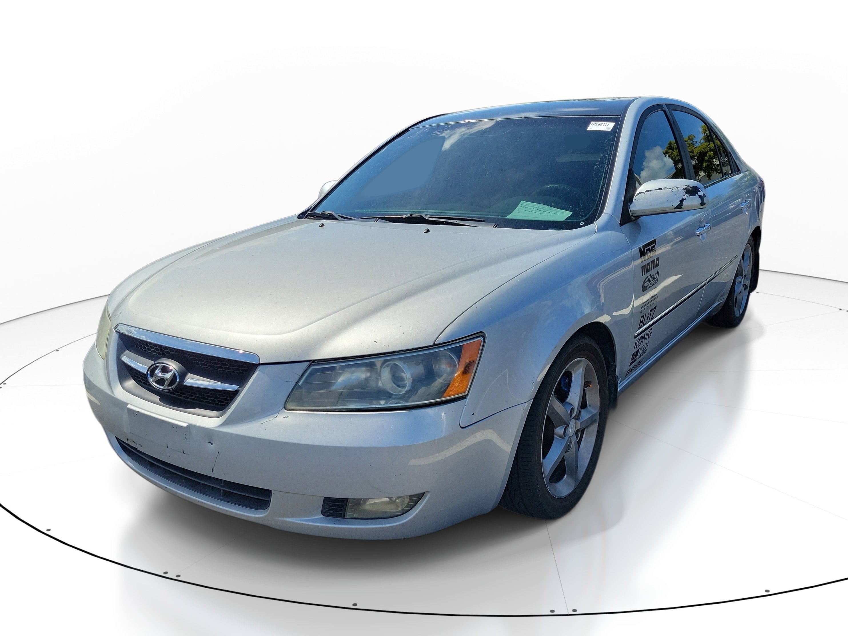 Used 2007  Hyundai SE image 2