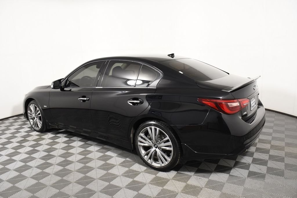 Used 2018 Black Obsidian INFINITI Sport image 3