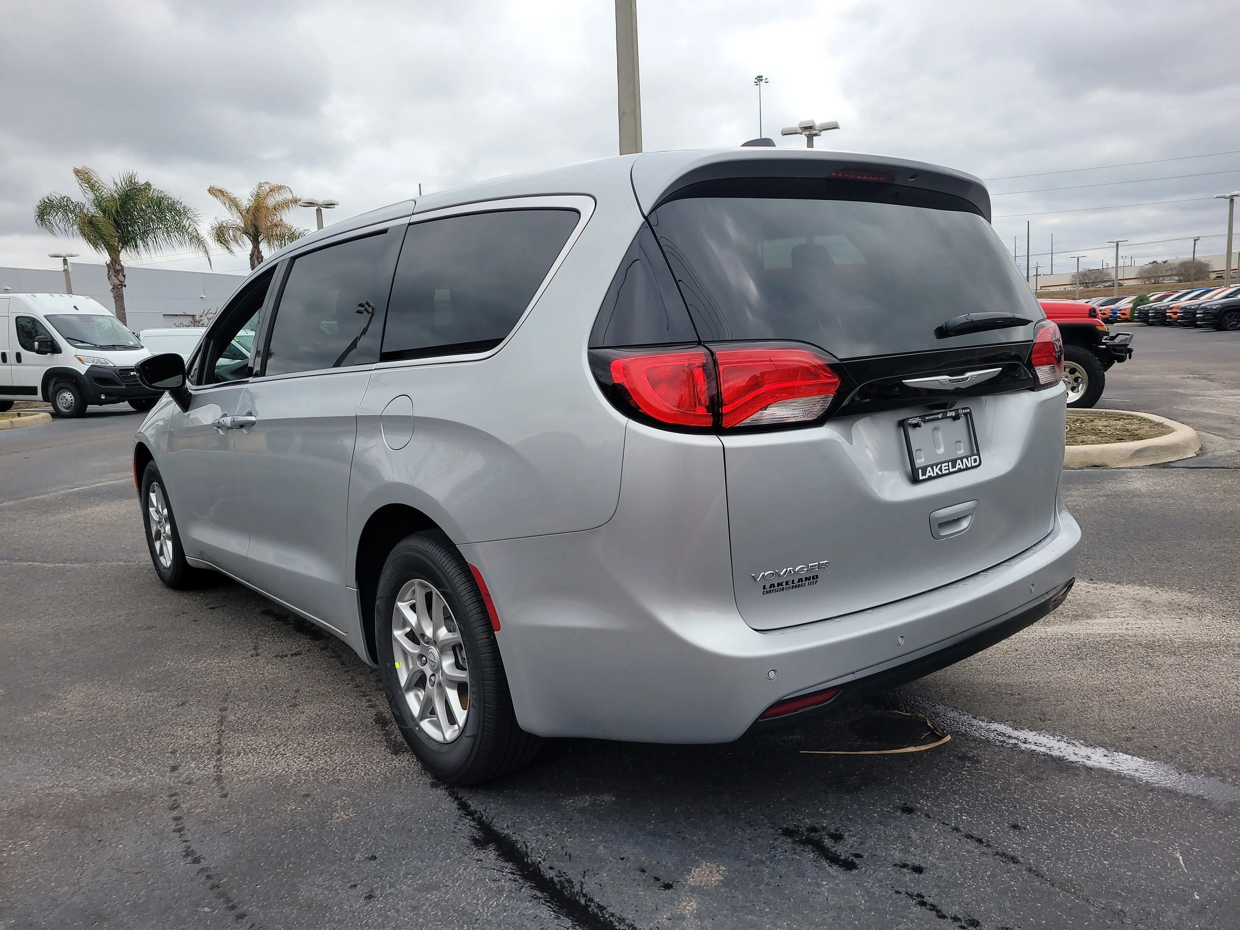 New 2026 Silver Mist Clearcoat Chrysler LX image 8
