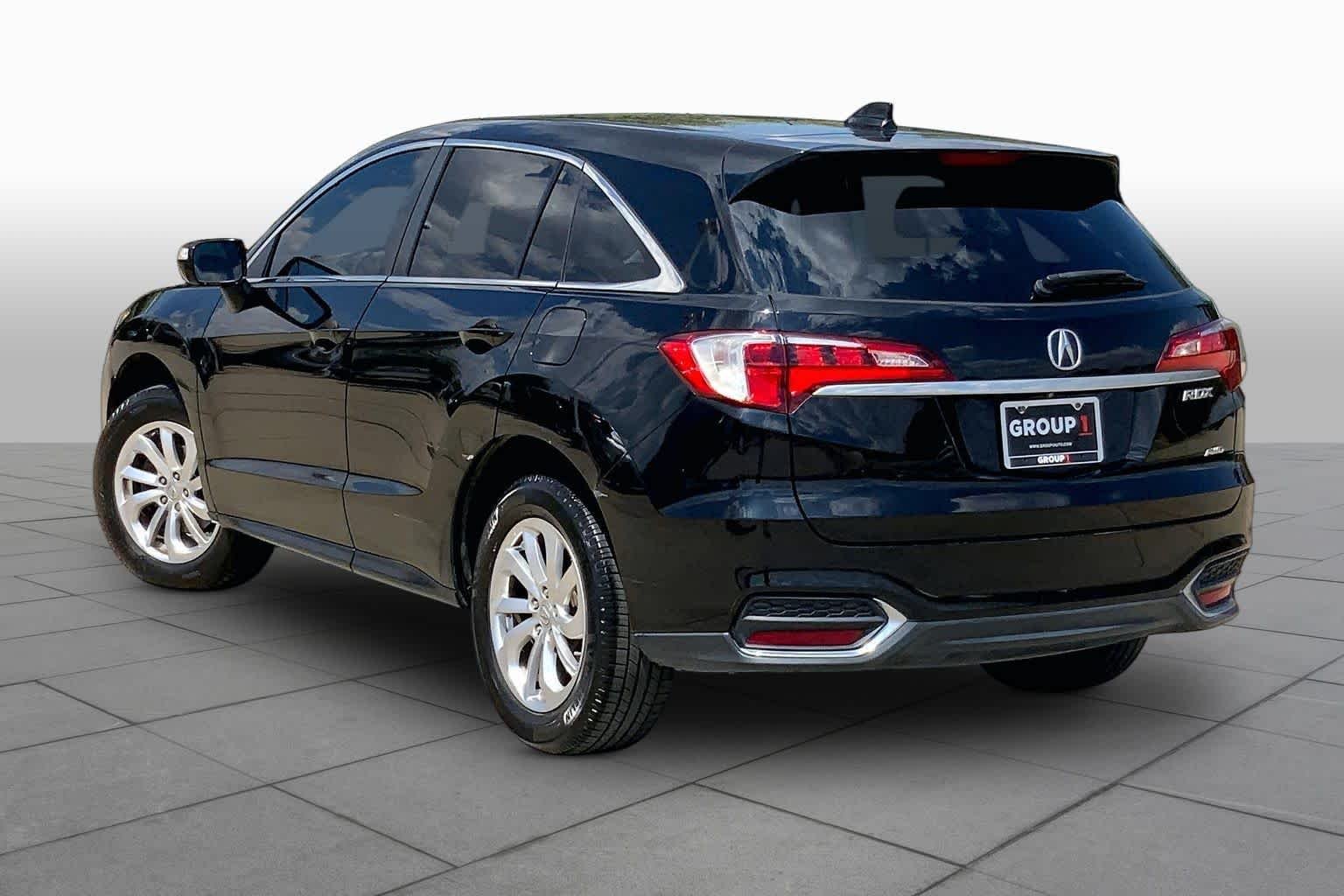 Used 2018 Crystal Black Pearl Acura  image 11