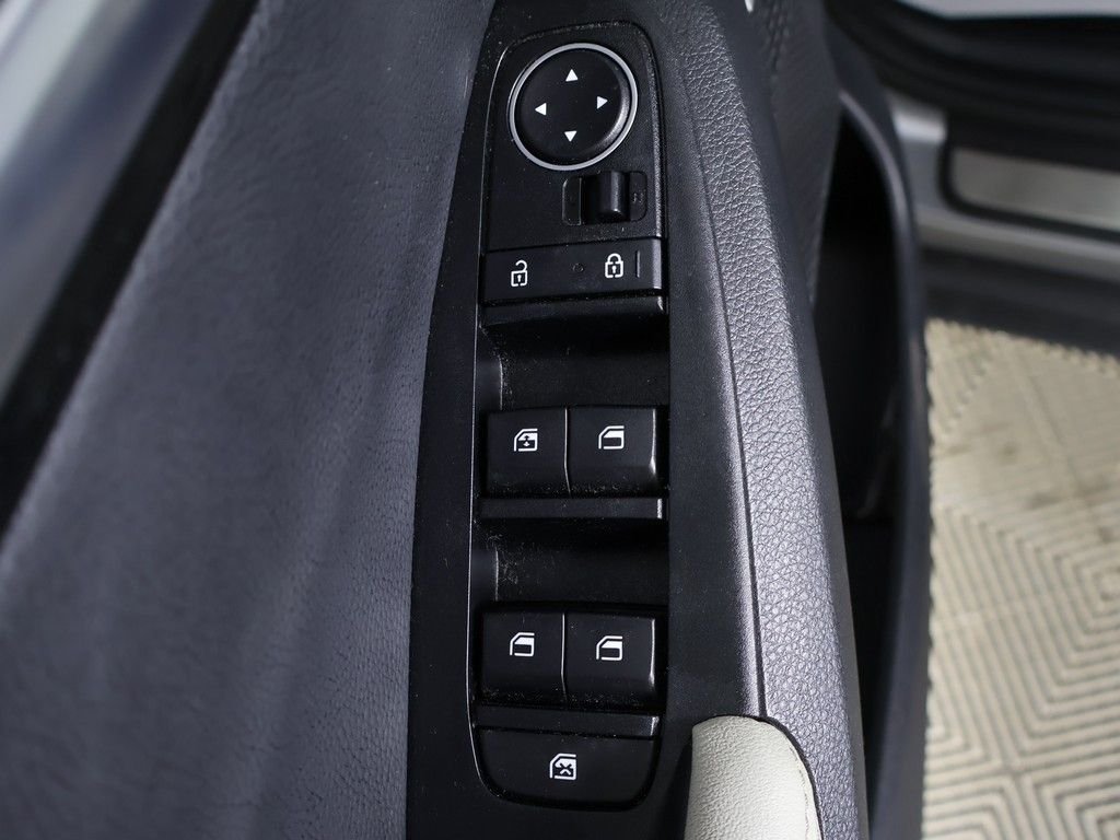 2023 Kia Seltos SX - Photo 37