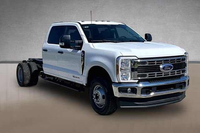 New 2026 White Ford XL image 2