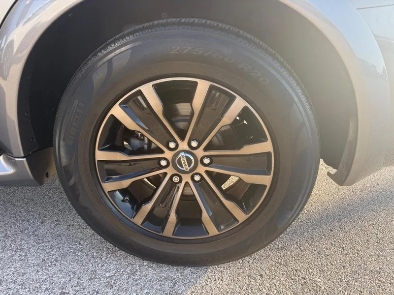 Used 2018 Gun Metallic Nissan 4x4 Platinum image 3