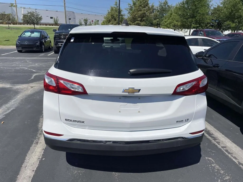 Used 2021 Summit White Chevrolet LT image 5
