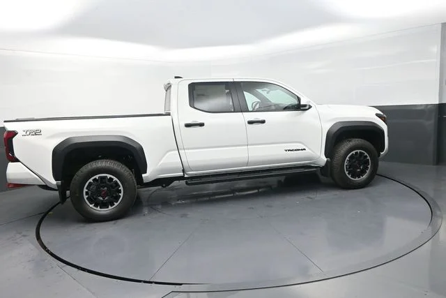 Used 2025 White Toyota TRD Off-Road image 9
