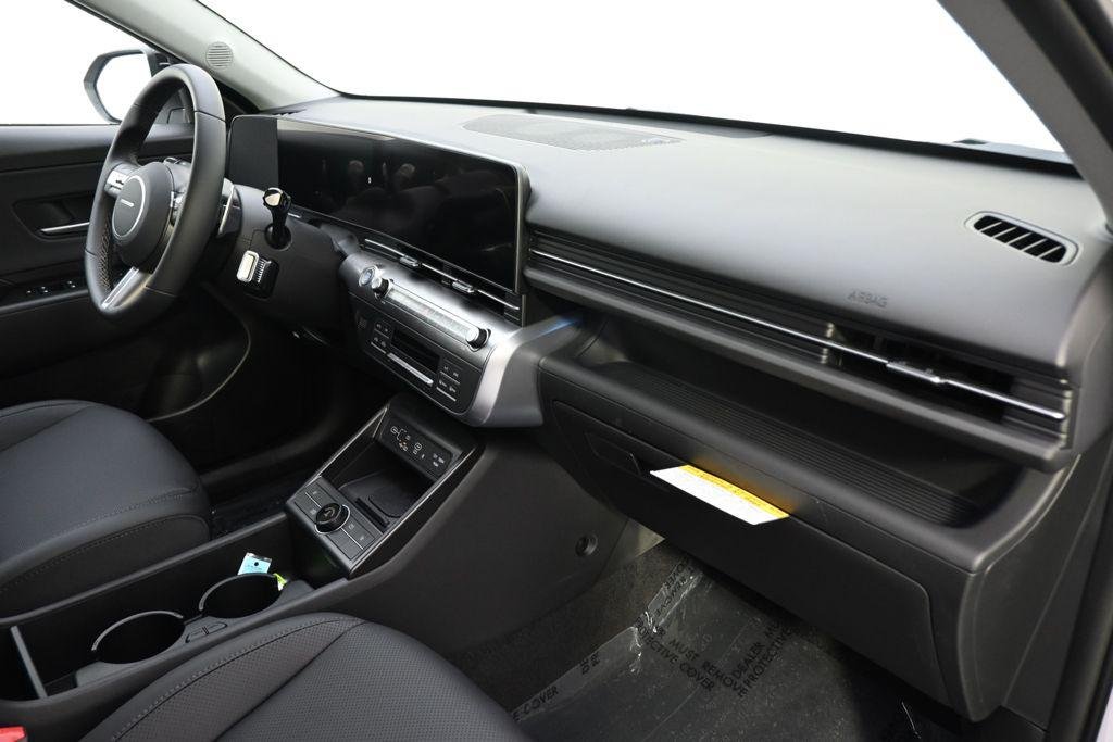 New 2026 White Hyundai SEL Premium AWD image 15
