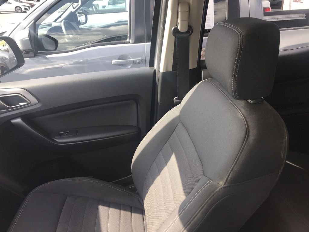 Used 2023 Silver Ford XLT image 24