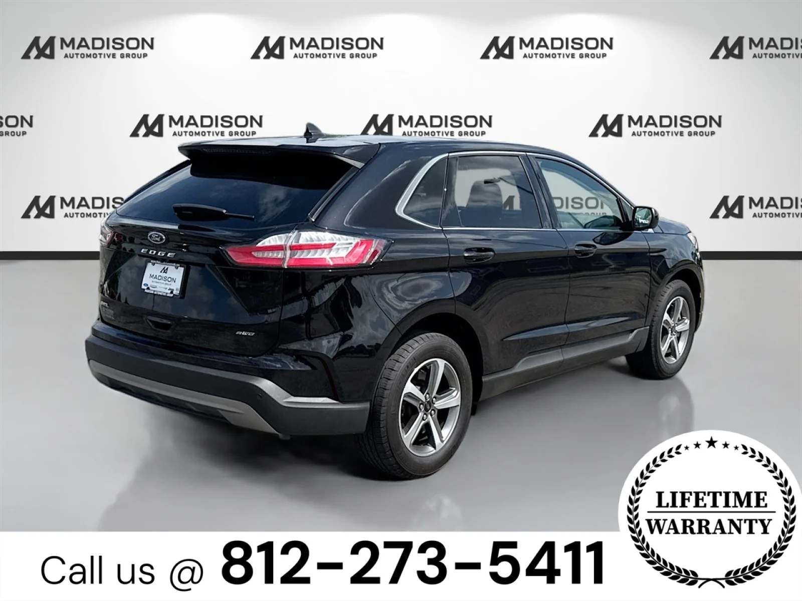 Used 2024 BLACK Ford SEL image 5