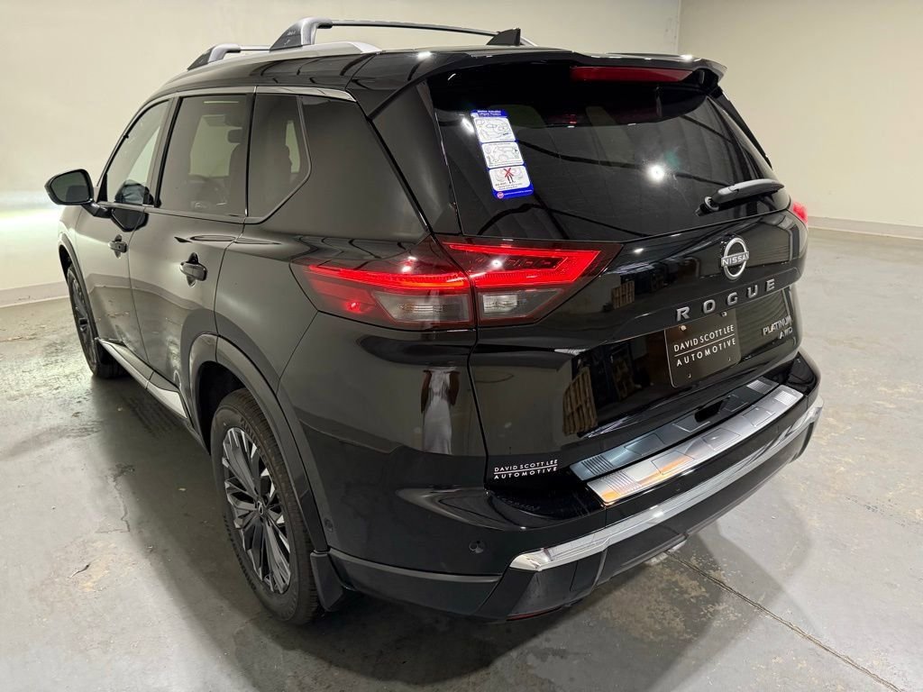 2026 Nissan Rogue Platinum - Photo 4