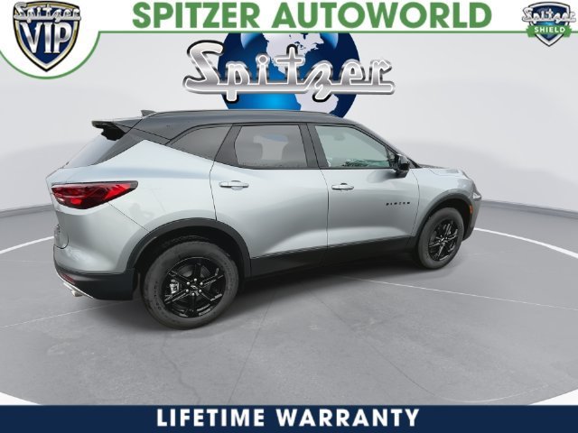 2026 Chevrolet Blazer photo 15 of 42