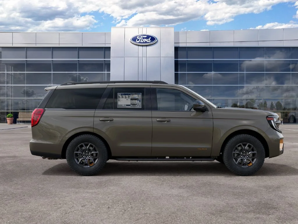 New 2027 Marsh Gray Ford Tremor® image 5