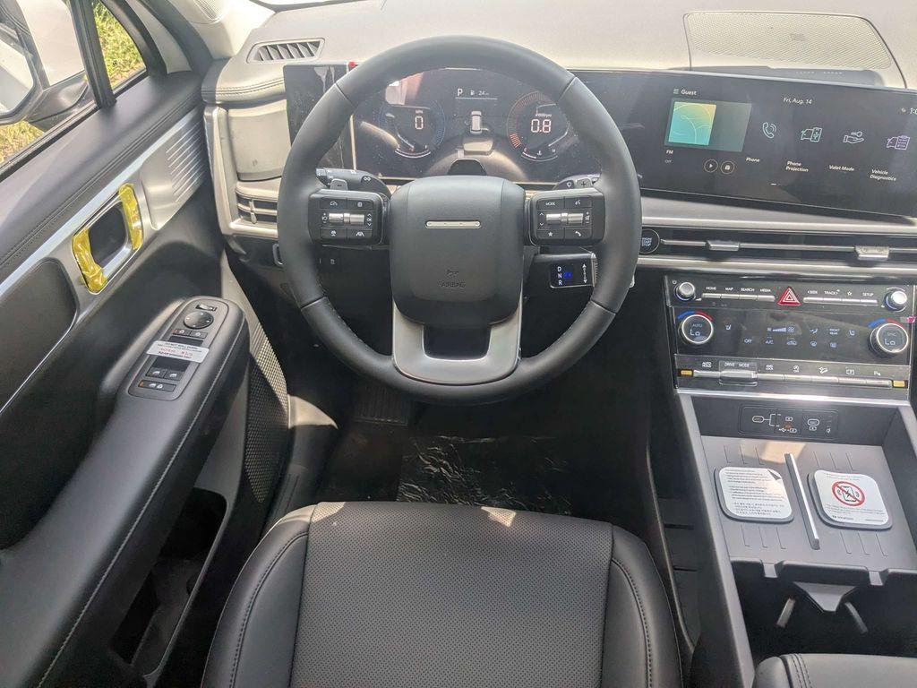 New 2027 White Hyundai SEL AWD image 13