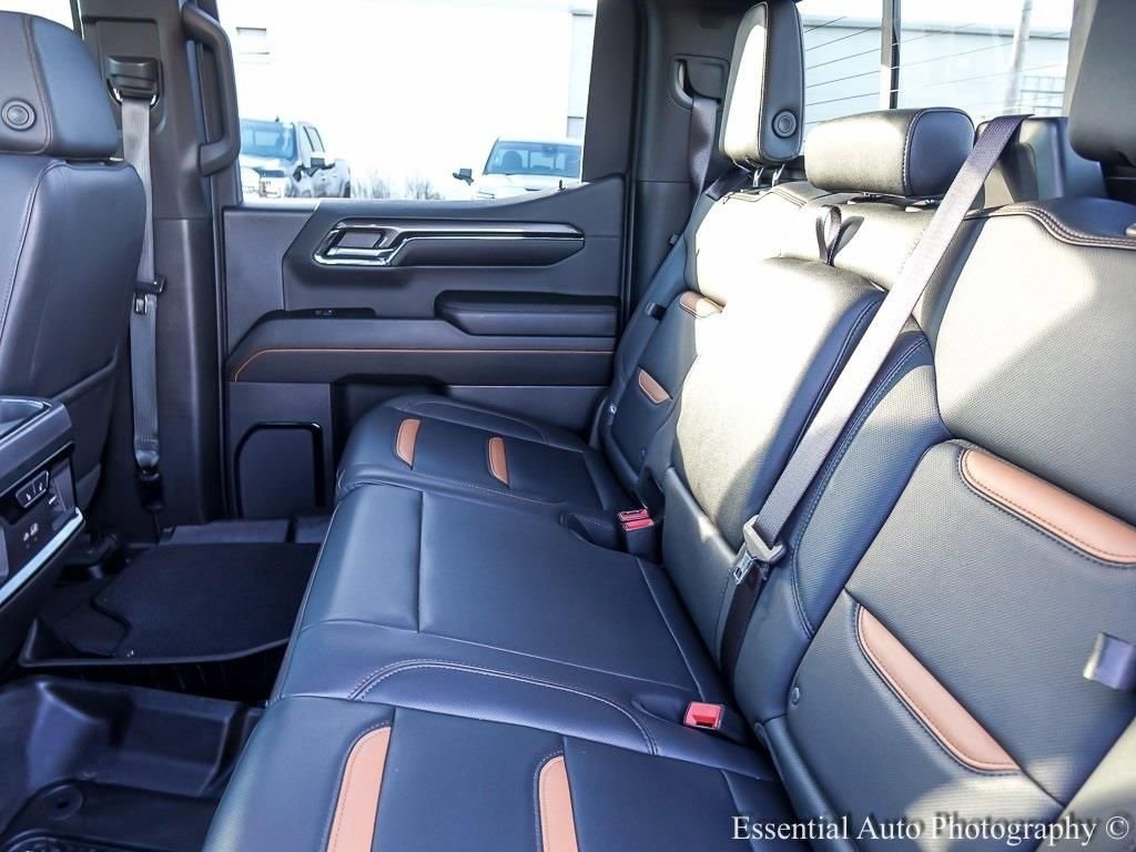 2024 GMC SIERRA - Image 12