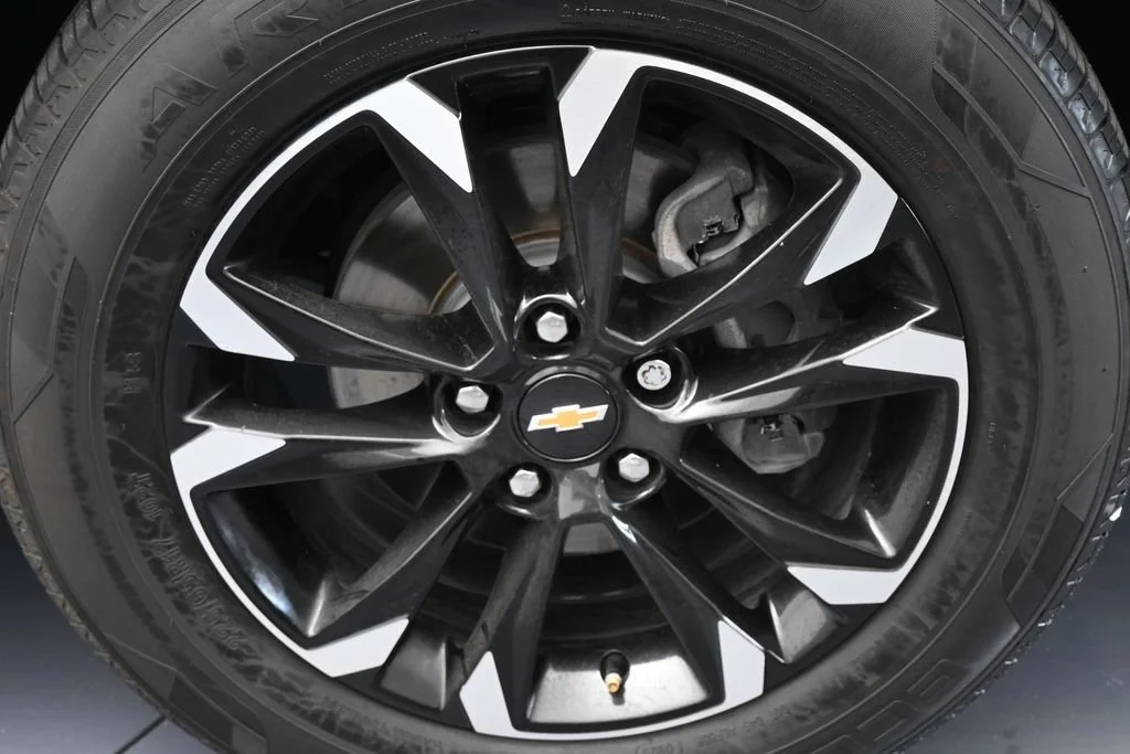 Used 2021 Satin Steel Metallic Chevrolet LT image 42