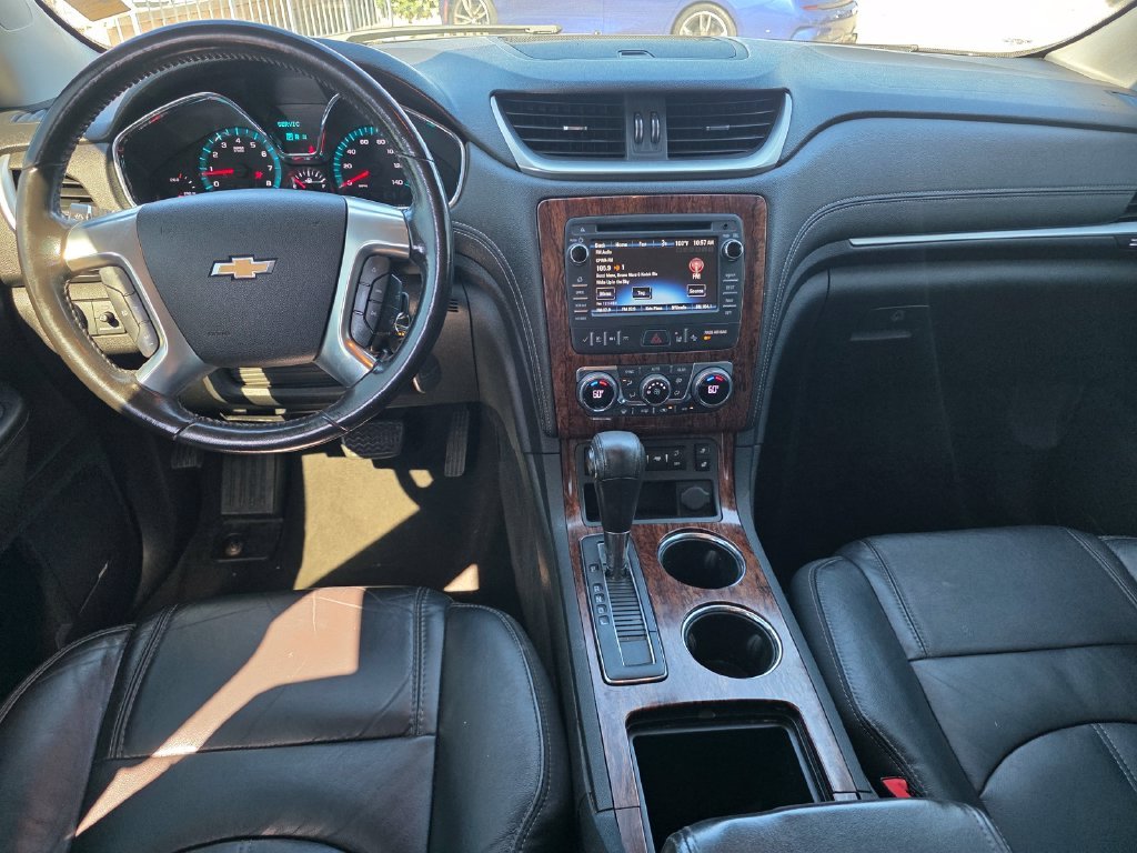 Used 2014 Gray Chevrolet 2LT image 17