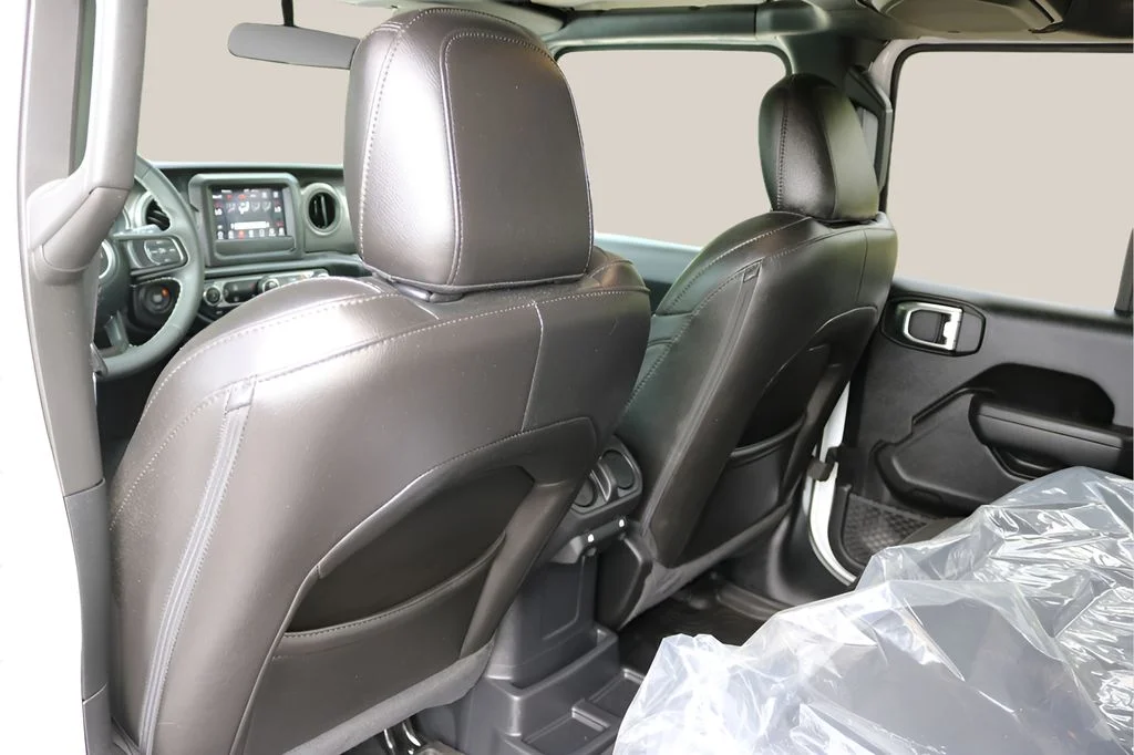 Used 2023 White Jeep Sport S image 14
